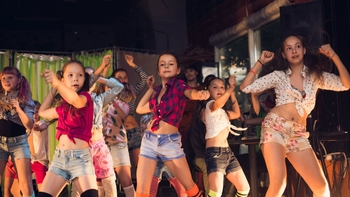 Отчетный концерт 4 смены городского танцевального лагеря 2015