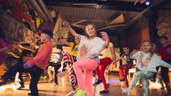 Отчетный концерт 2 смены городского танцевального лагеря 2015